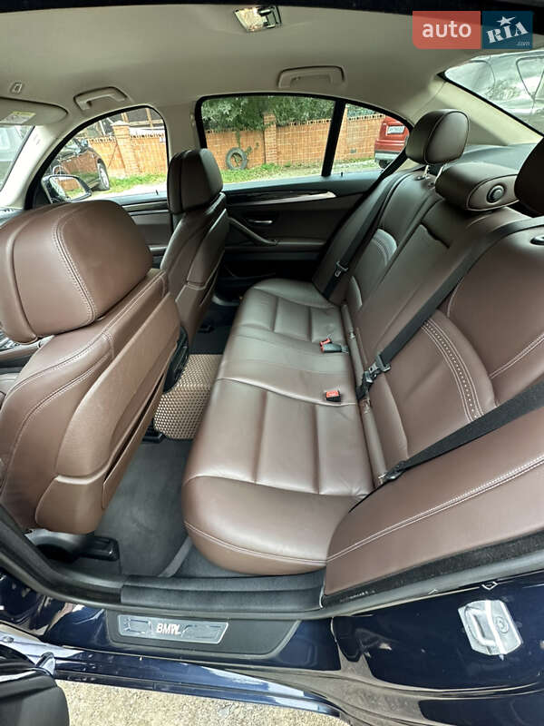 Седан BMW 5 Series 2014 в Івано-Франківську