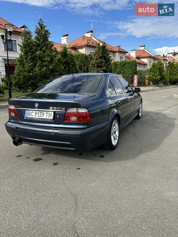Седан BMW 5 Series 2003 в Шептицькому