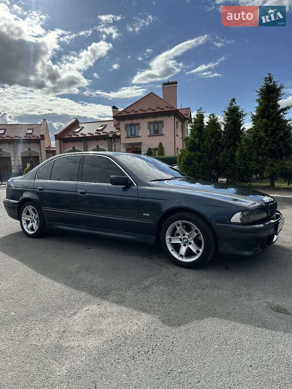 Седан BMW 5 Series 2003 в Шептицькому