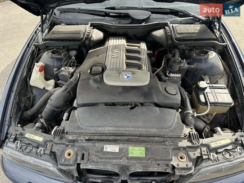 Седан BMW 5 Series 2003 в Шептицькому