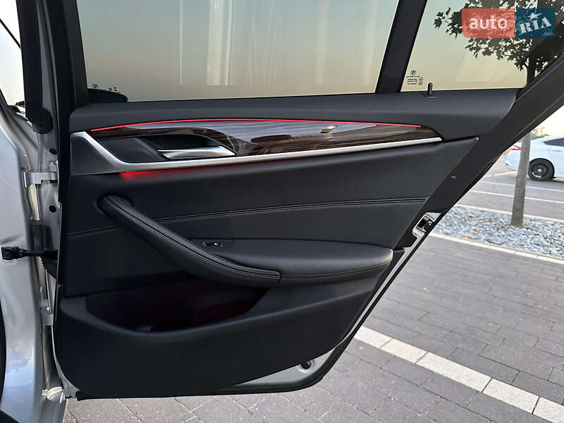 Седан BMW 5 Series 2020 в Мукачево