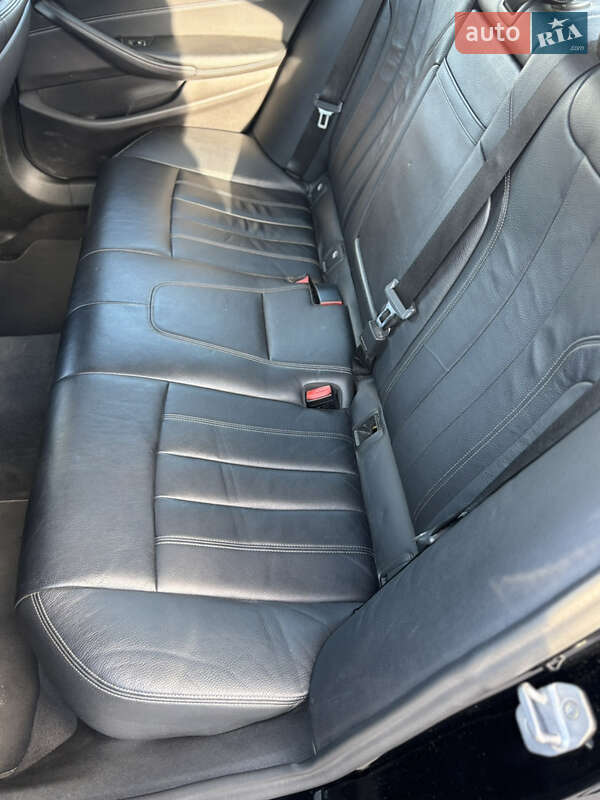 Седан BMW 5 Series 2017 в Львове фото 15 Седан BMW 5 Series 2017 в Львове