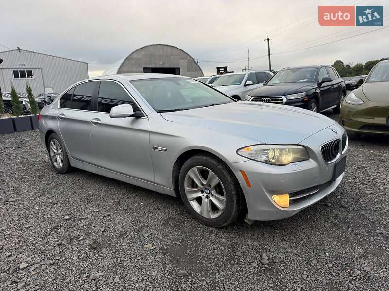Седан BMW 5 Series 2013 в Луцке