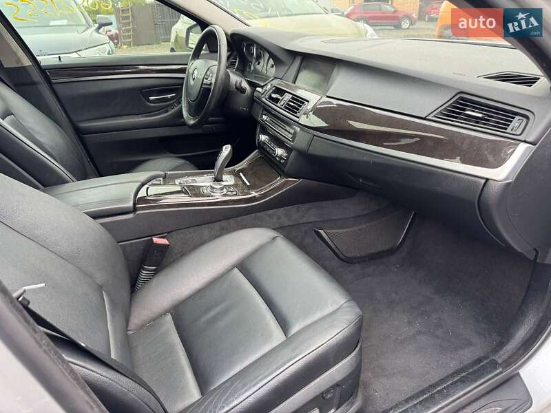 Седан BMW 5 Series 2013 в Луцке