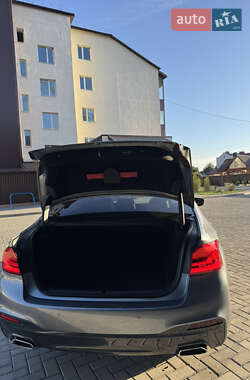 Седан BMW 5 Series 2018 в 