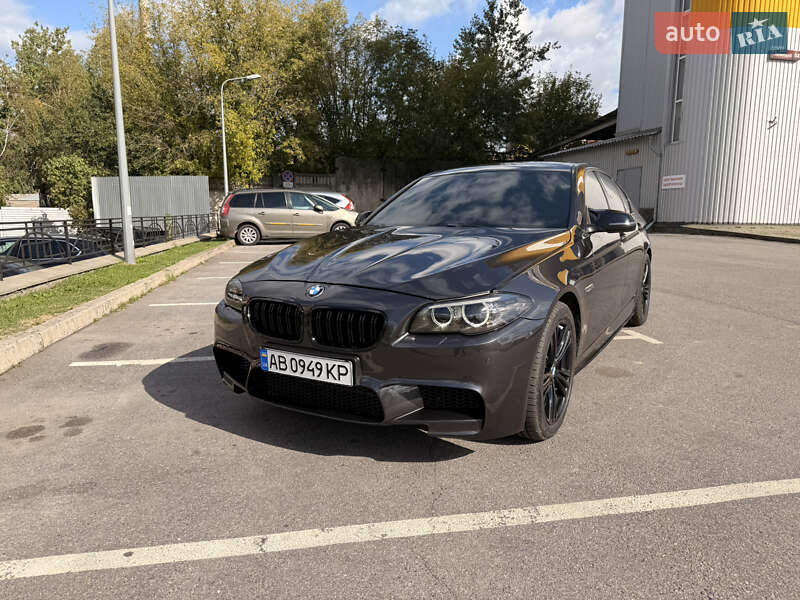 Седан BMW 5 Series 2014 в Виннице