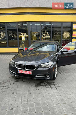 Седан BMW 5 Series 2015 в Львові