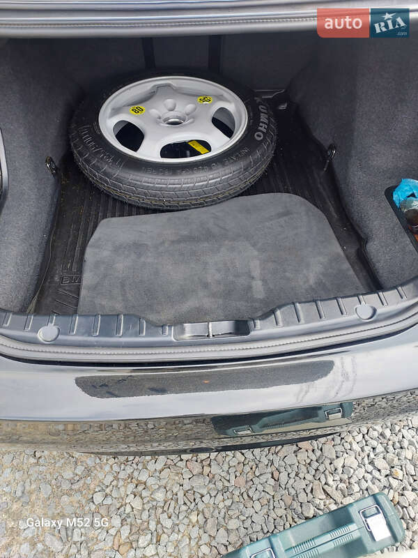 Седан BMW 5 Series 2014 в Львове