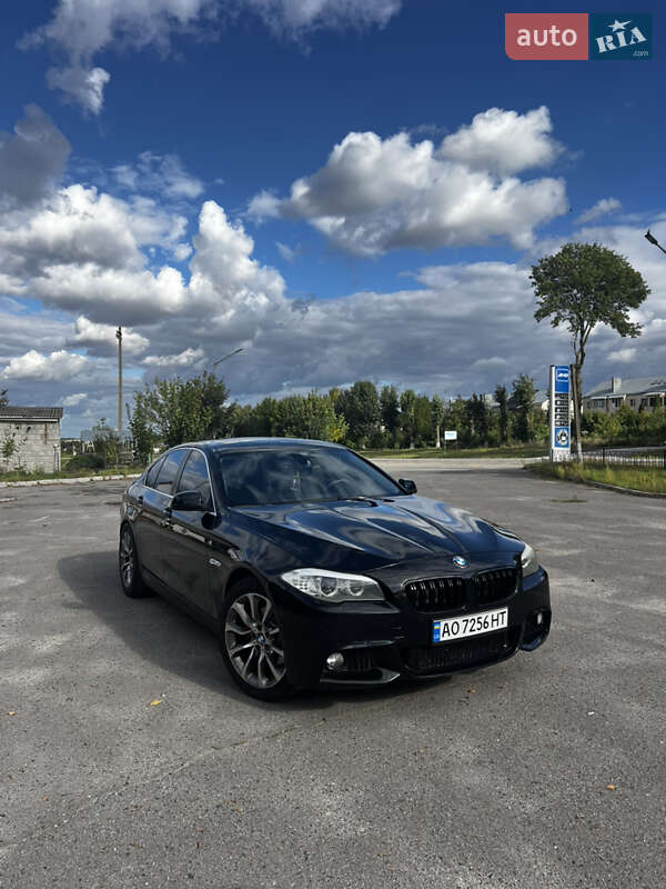 BMW 5 Series 2012