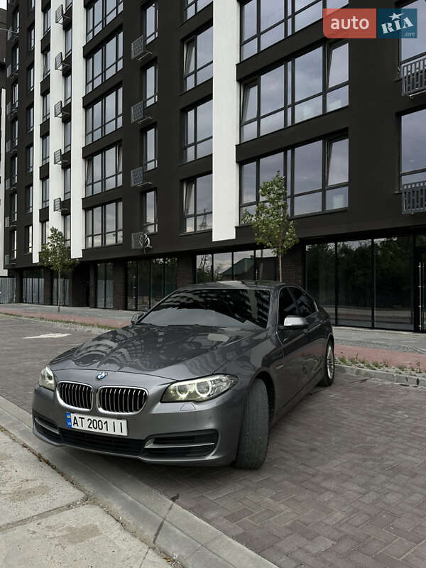 Седан BMW 5 Series 2015 в Ивано-Франковске