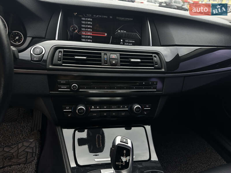 Седан BMW 5 Series 2015 в Ивано-Франковске