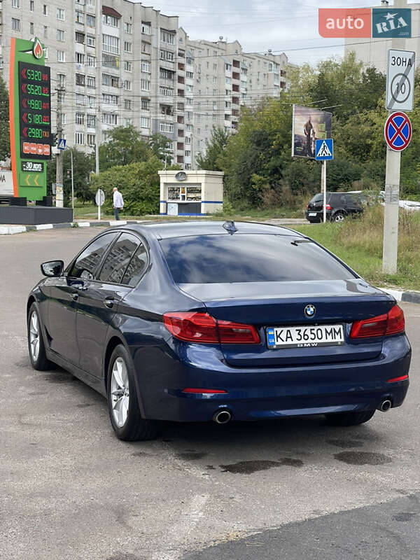 Седан BMW 5 Series 2016 в Житомире