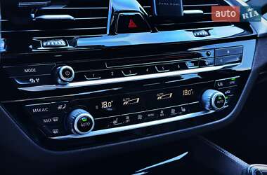 Седан BMW 5 Series 2016 в 