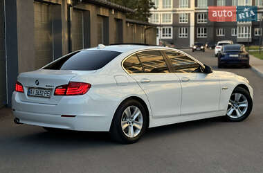 Седан BMW 5 Series 2010 в 