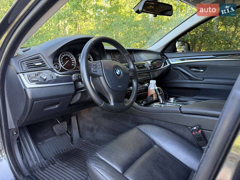 Седан BMW 5 Series 2011 в Ковелі