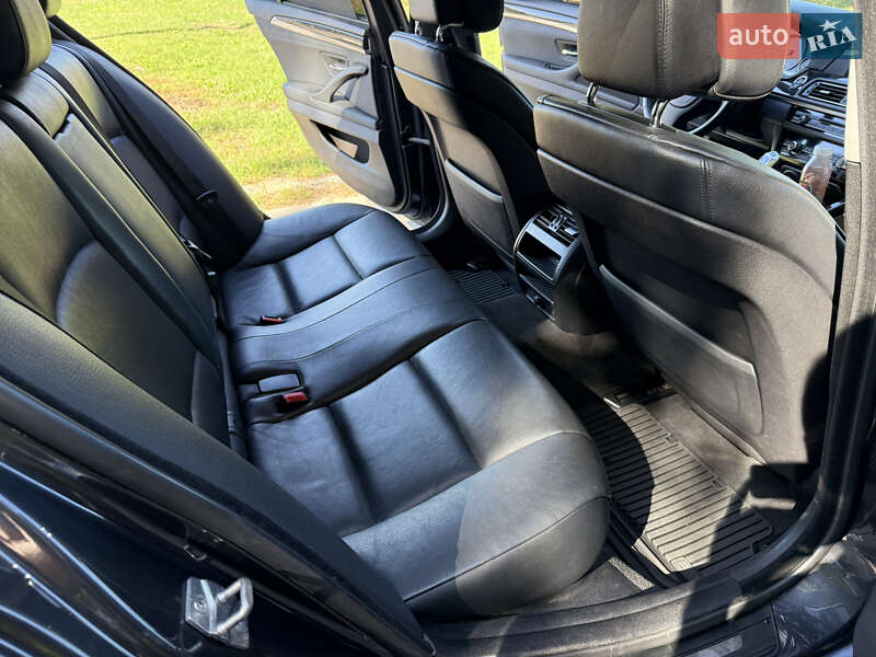 Седан BMW 5 Series 2011 в Ковелі