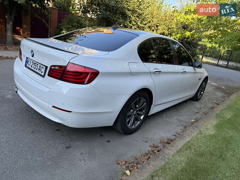 Седан BMW 5 Series 2012 в Києві