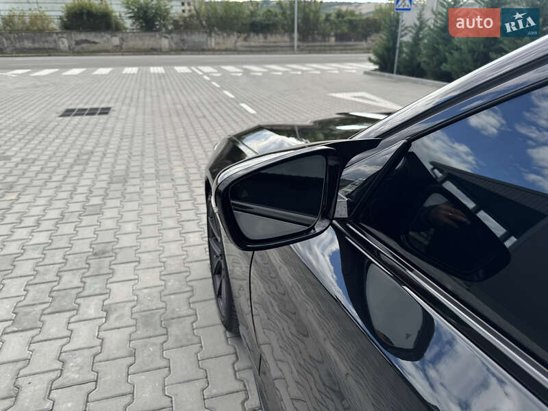 Седан BMW 5 Series 2018 в Виннице