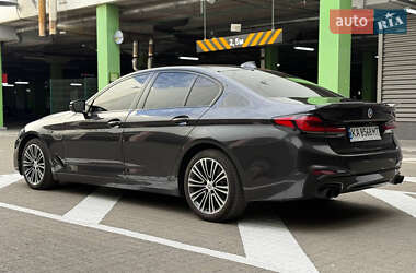 Седан BMW 5 Series 2017 в 