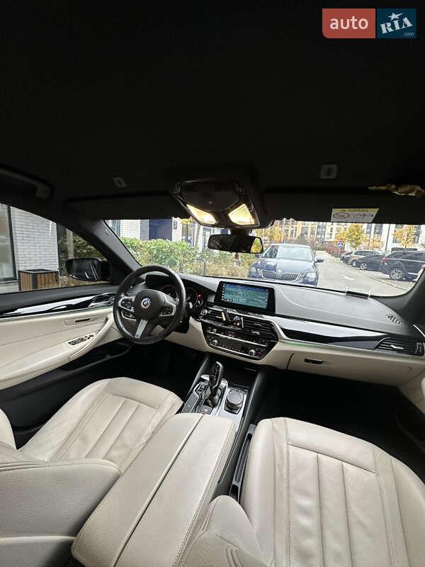 Седан BMW 5 Series 2017 в Києві
