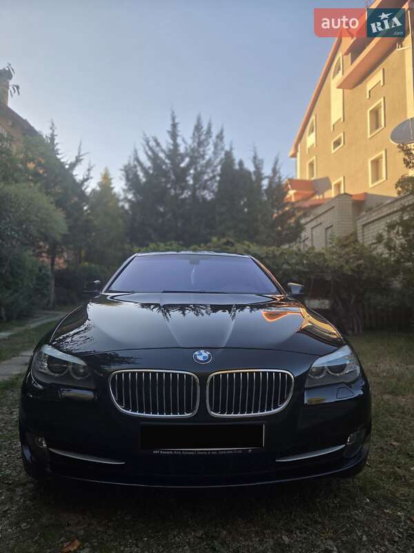 Седан BMW 5 Series 2012 в Києві фото 4 Седан BMW 5 Series 2012 в Києві