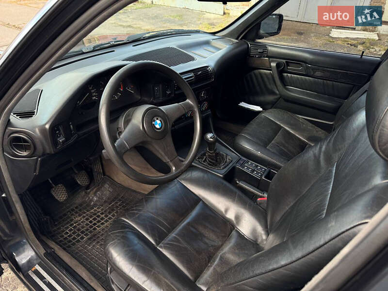 Седан BMW 5 Series 1990 в Киеве фото 5 Седан BMW 5 Series 1990 в Киеве