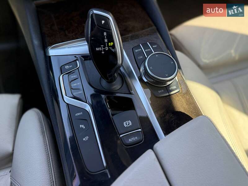 Седан BMW 5 Series 2018 в Киеве фото 17 Седан BMW 5 Series 2018 в Киеве