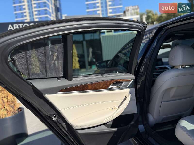 Седан BMW 5 Series 2018 в Киеве фото 37 Седан BMW 5 Series 2018 в Киеве