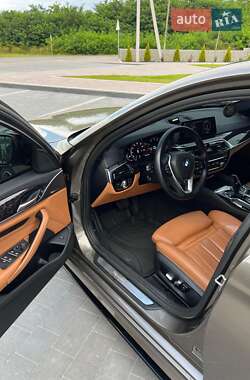 Седан BMW 5 Series 2017 в 