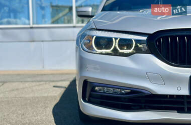 Седан BMW 5 Series 2017 в 