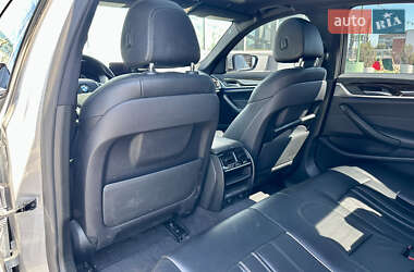 Седан BMW 5 Series 2017 в 