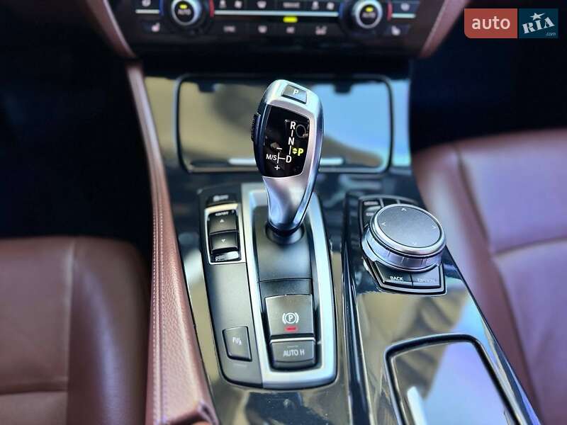 Седан BMW 5 Series 2013 в Кропивницком