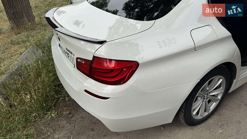 Седан BMW 5 Series 2012 в Запоріжжі