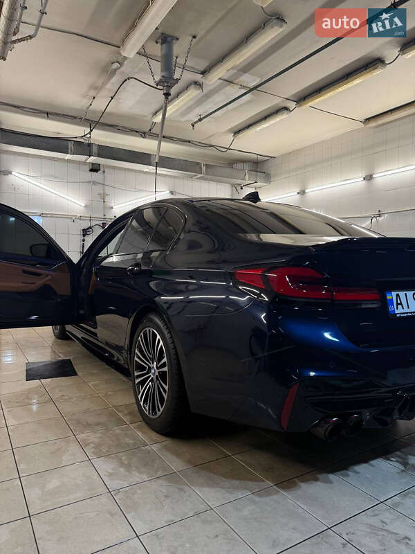 Седан BMW 5 Series 2018 в Киеве