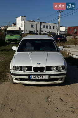 Седан BMW 5 Series 1991 в Киеве