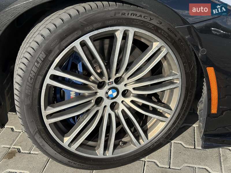 Седан BMW 5 Series 2017 в Львові