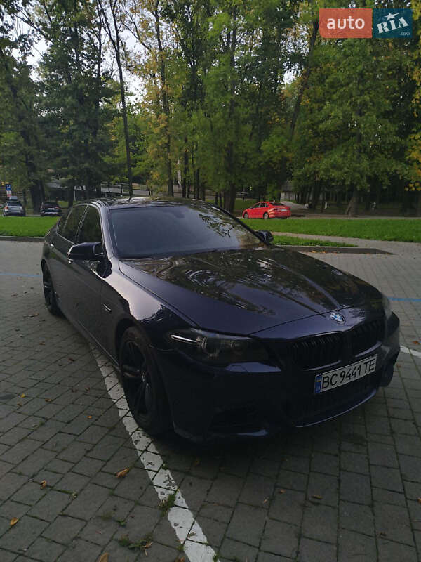 Седан BMW 5 Series 2013 в Львове