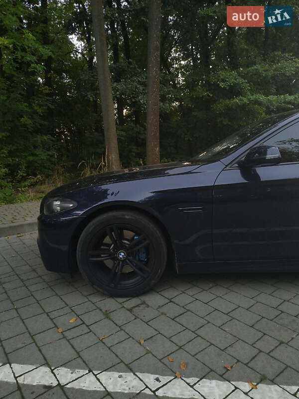 Седан BMW 5 Series 2013 в Львове