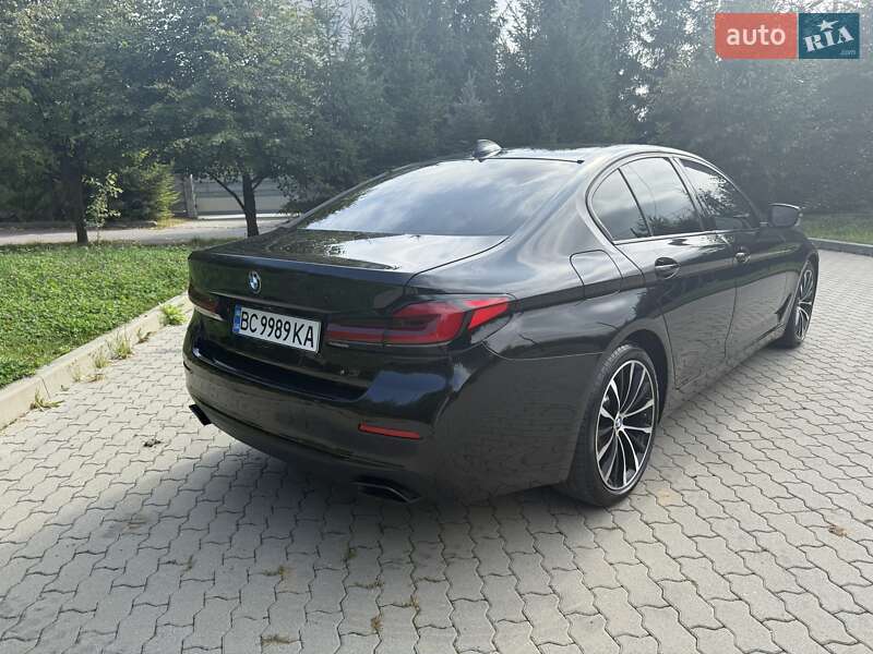 Седан BMW 5 Series 2021 в Львове