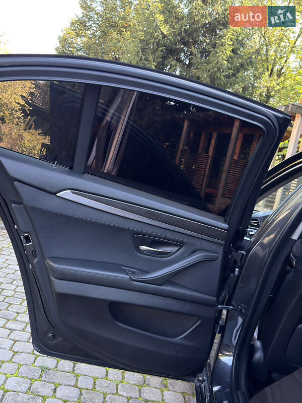 Седан BMW 5 Series 2012 в Міжгір'ї