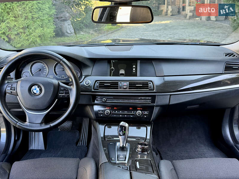 Седан BMW 5 Series 2012 в Міжгір'ї