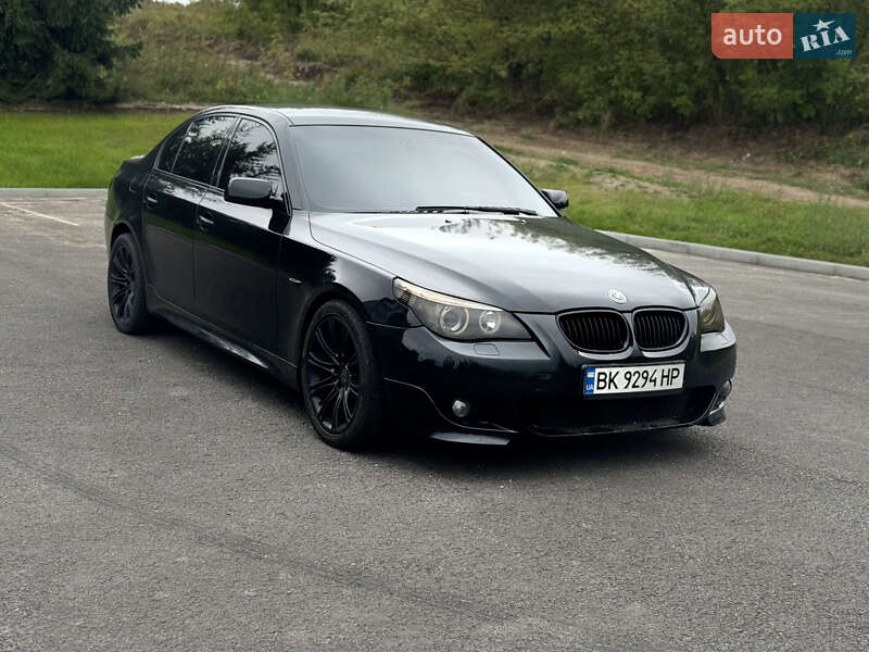 BMW 5 Series 2004