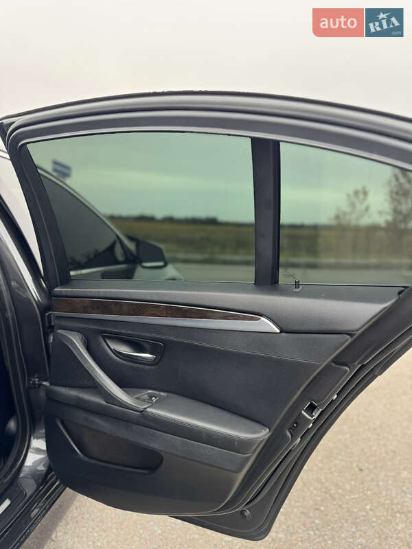Седан BMW 5 Series 2012 в Звягеле фото 15 Седан BMW 5 Series 2012 в Звягеле