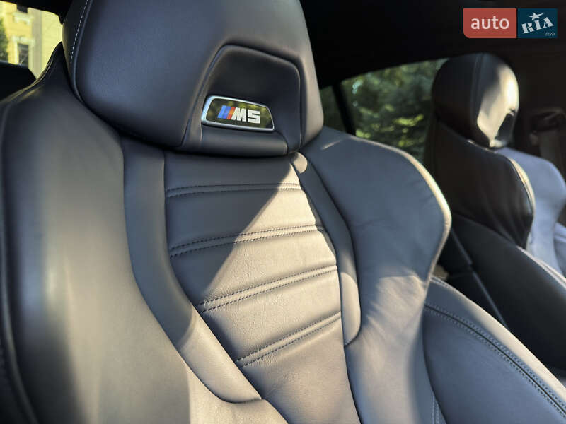 Седан BMW 5 Series 2018 в Киеве фото 31 Седан BMW 5 Series 2018 в Киеве