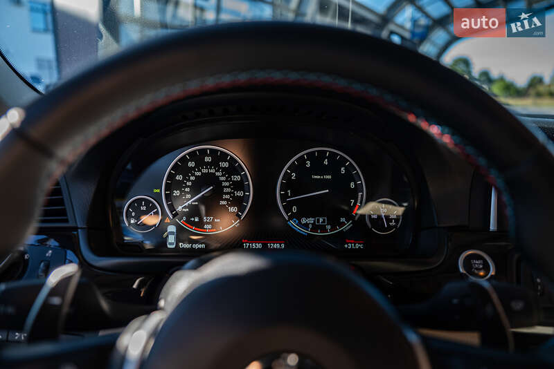 Седан BMW 5 Series 2015 в Киеве