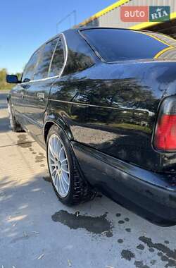 Седан BMW 5 Series 1989 в Василькове