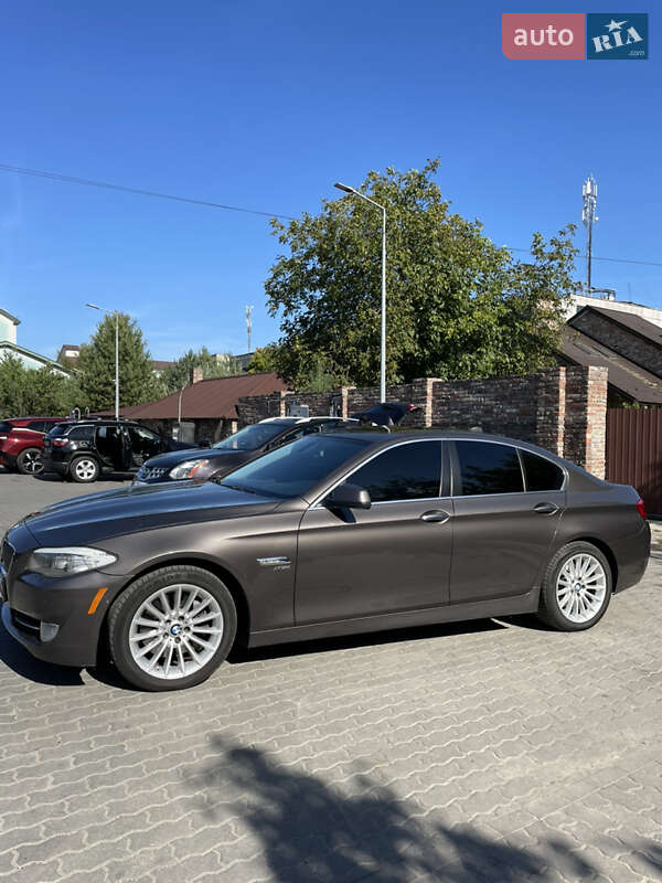 BMW 5 Series 2010