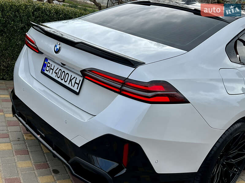 Седан BMW 5 Series 2023 в Одесі