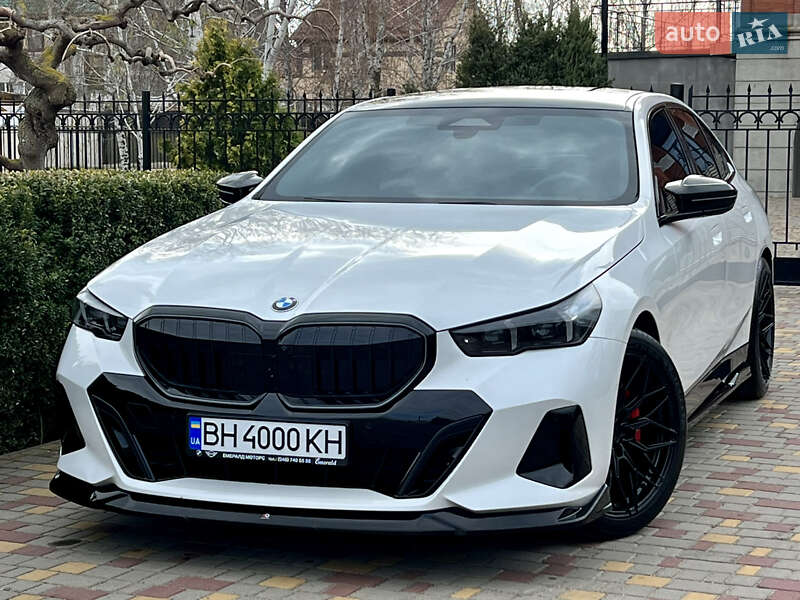 Седан BMW 5 Series 2023 в Одесі