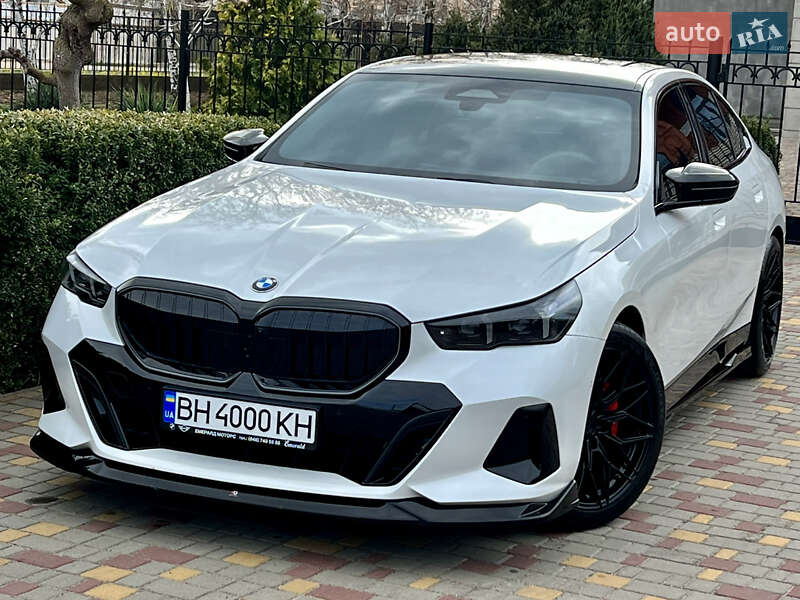 Седан BMW 5 Series 2023 в Одесі
